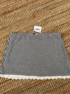 American Eagle Outfitters Black & White Gingham Skort with Eyelet Hem